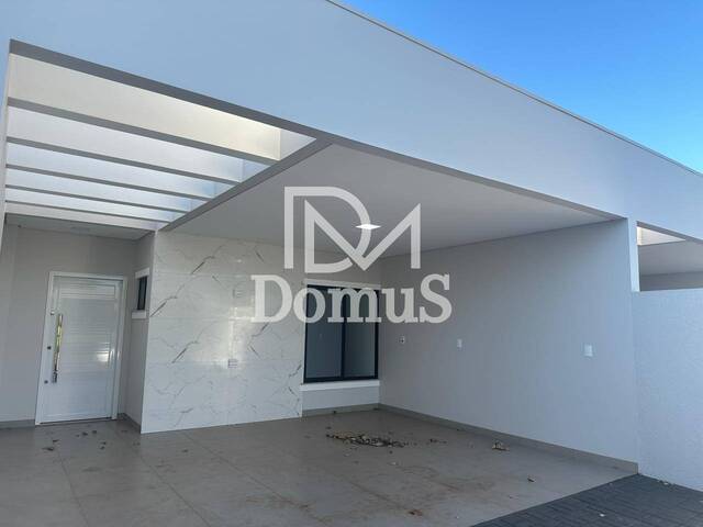 #17 - Casa para Venda em Toledo - PR