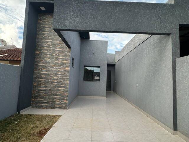 #42 - Casa para Venda em Toledo - PR