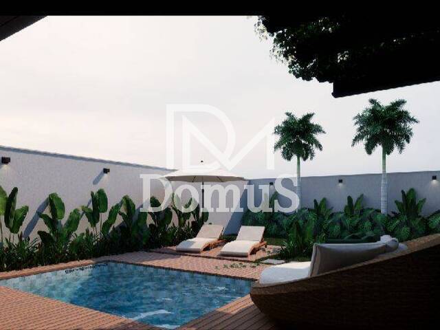 #123 - Casa para Venda em Toledo - PR