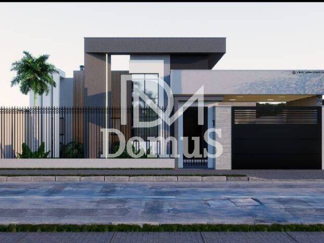 #123 - Casa para Venda em Toledo - PR