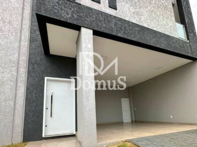 #231 - Casa para Venda em Toledo - PR - 2