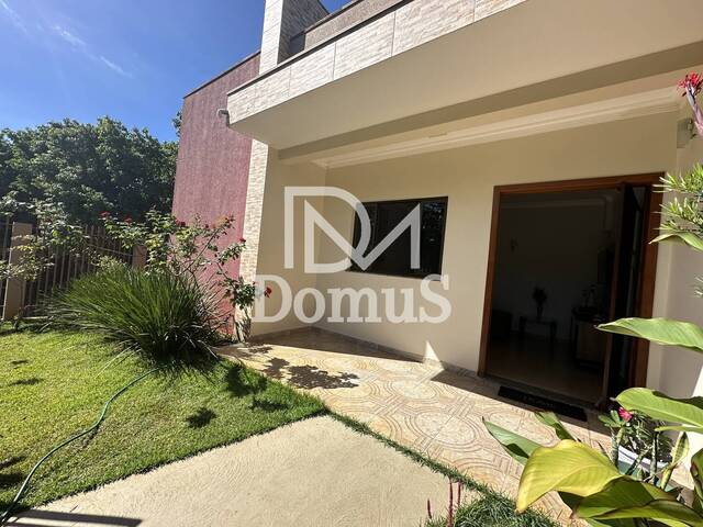 #260 - Casa para Venda em Toledo - PR