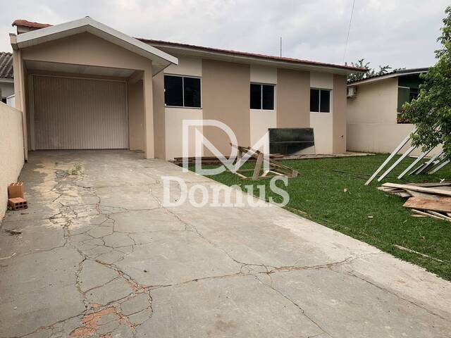#312 - Casa para Venda em Toledo - PR