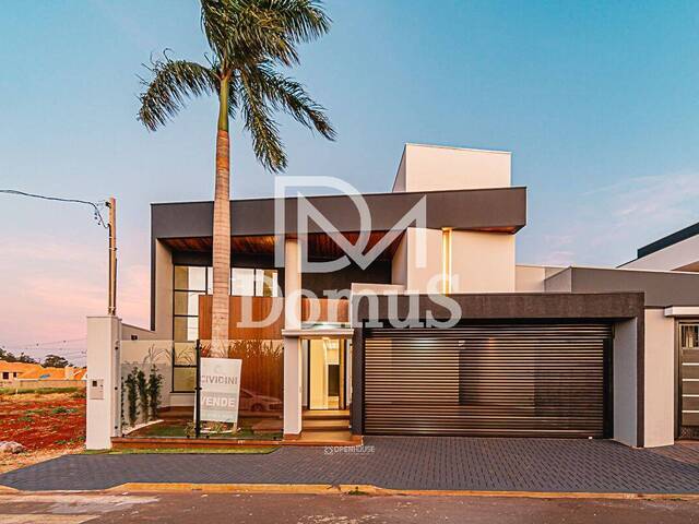 #297 - Casa para Venda em Toledo - PR - 2