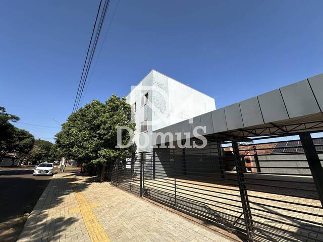 #376 - Apartamento para Venda em Toledo - PR