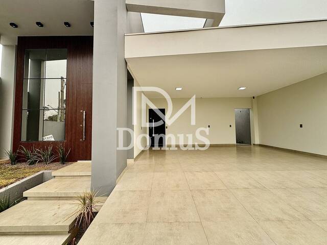 #405 - Casa para Venda em Toledo - PR - 2