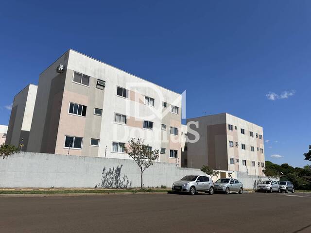 #493 - Apartamento para Venda em Toledo - PR - 1