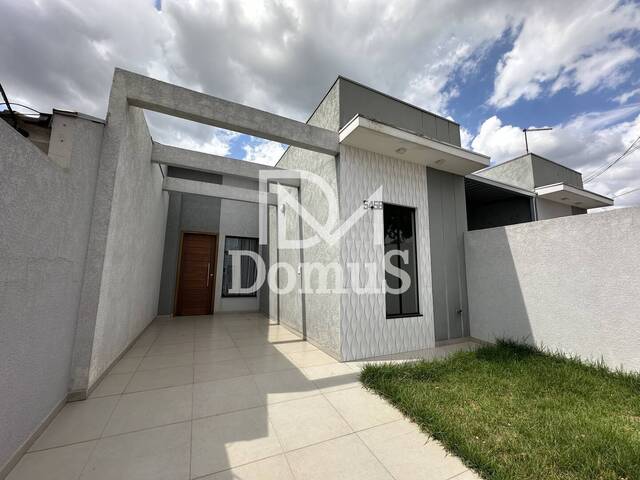 #550 - Casa para Venda em Toledo - PR