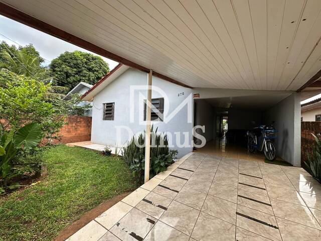 #705 - Casa para Venda em Toledo - PR - 2