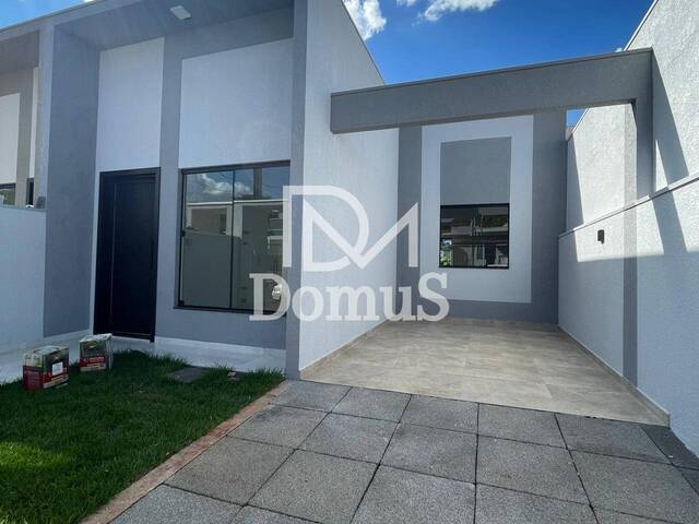 #717 - Casa para Venda em Toledo - PR - 2