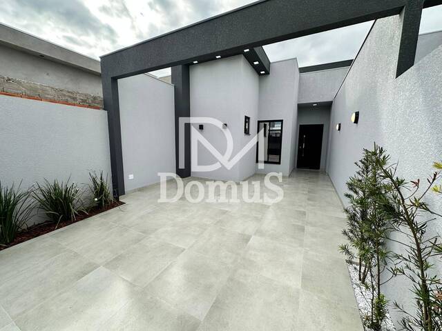 #642 - Casa para Venda em Toledo - PR