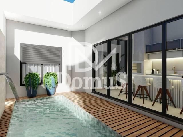 #724 - Casa para Venda em Toledo - PR - 2