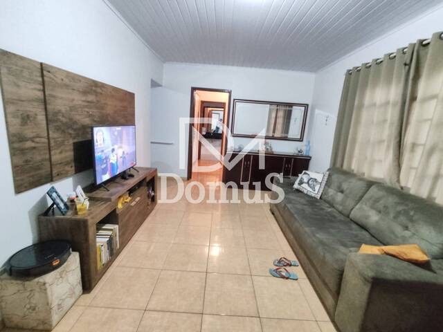 #727 - Casa para Venda em Toledo - PR - 3