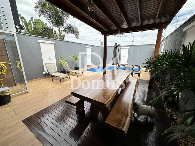 #730 - Casa para Venda em Toledo - PR - 2