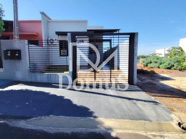 #740 - Casa para Venda em Toledo - PR - 1