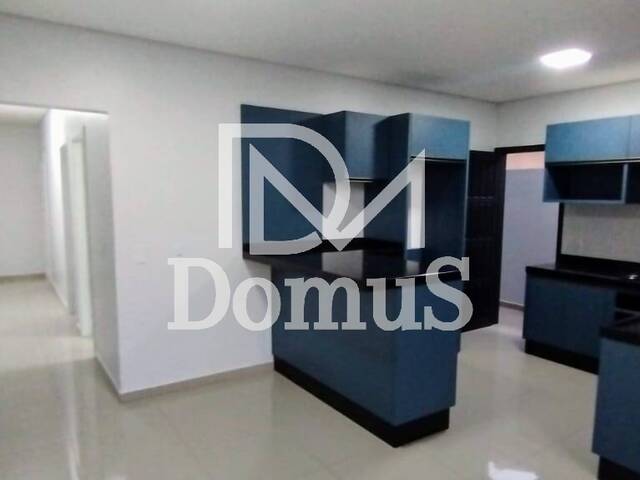 #758 - Casa para Venda em Toledo - PR - 2