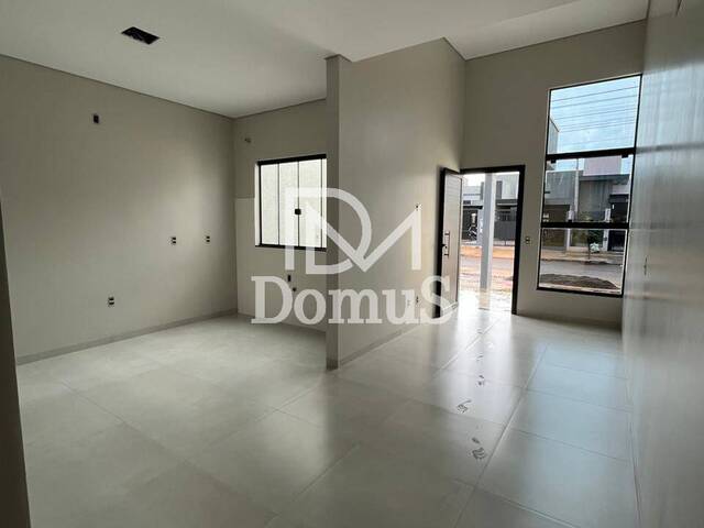 #794 - Casa para Venda em Toledo - PR - 2