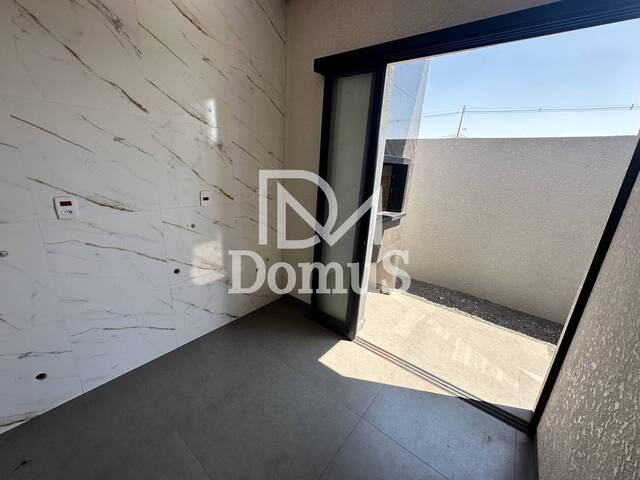 #863 - Casa para Venda em Toledo - PR