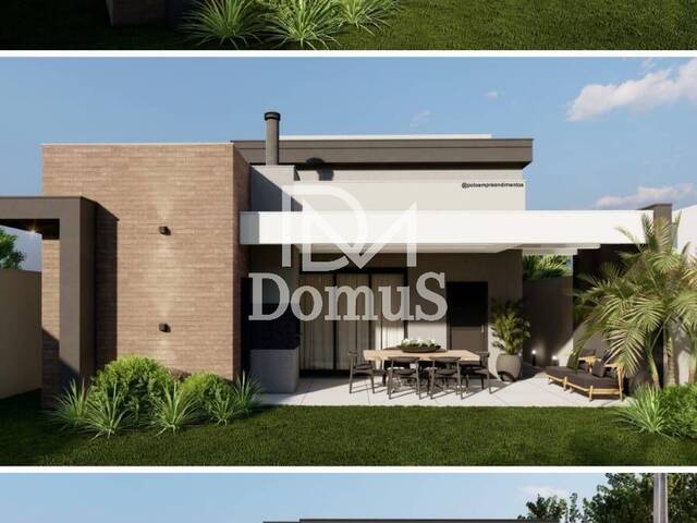 #900 - Casa para Venda em Toledo - PR - 2