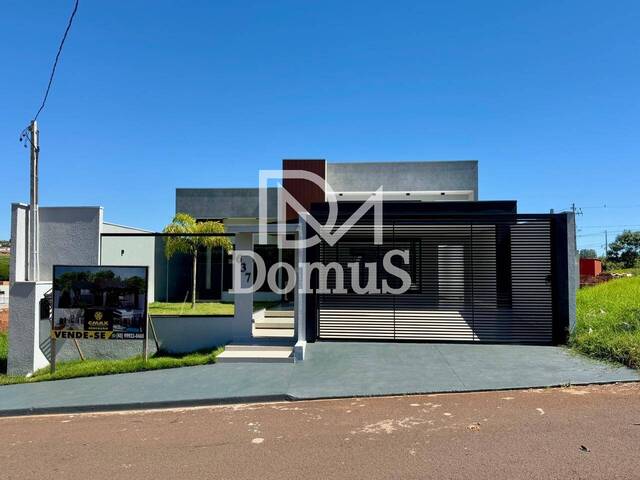 #154 - Casa para Venda em Toledo - PR - 2