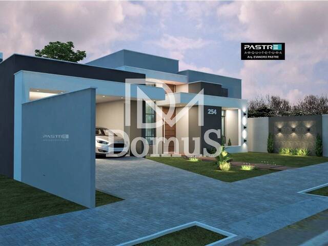 #269 - Casa para Venda em Toledo - PR - 2